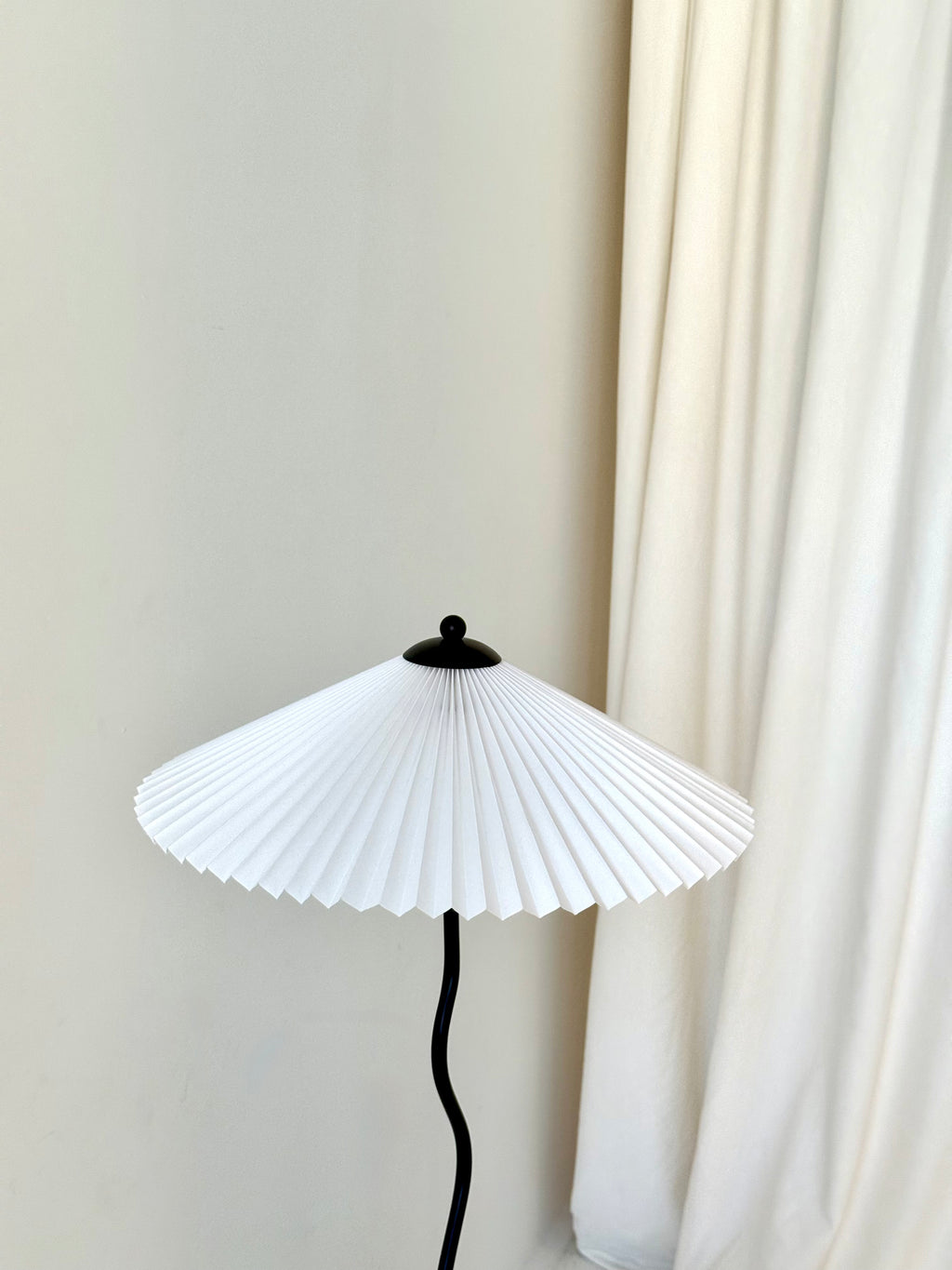Japandi Wave Floor Lamp