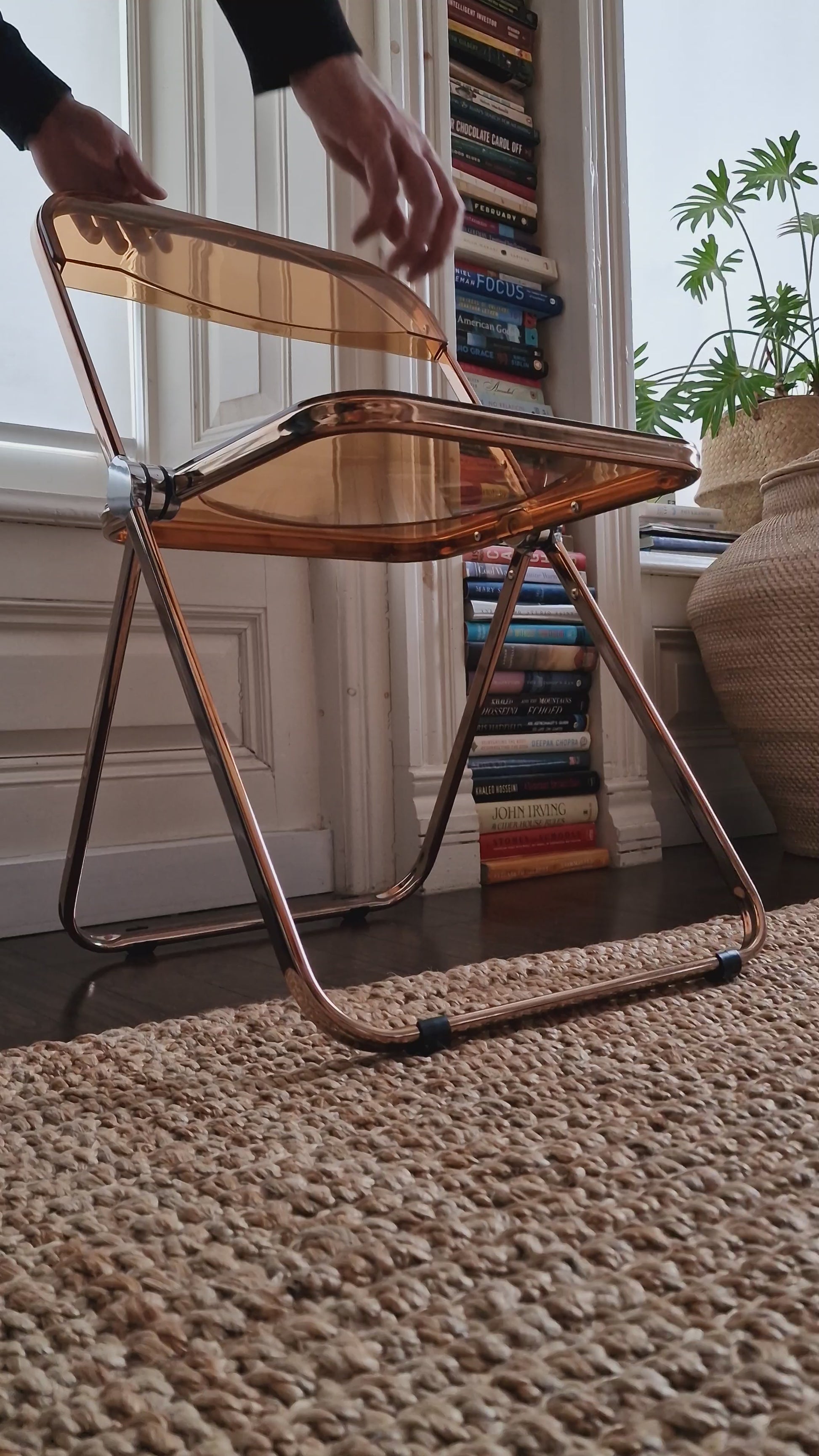 Abu Dhabi - Rose Gold Frame in Caramel Shade